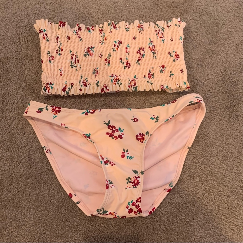 Xhilaration S Bottom XS Top Floral Smocked Strappy Bandeau Bikini Strapless - Picture 6 of 6